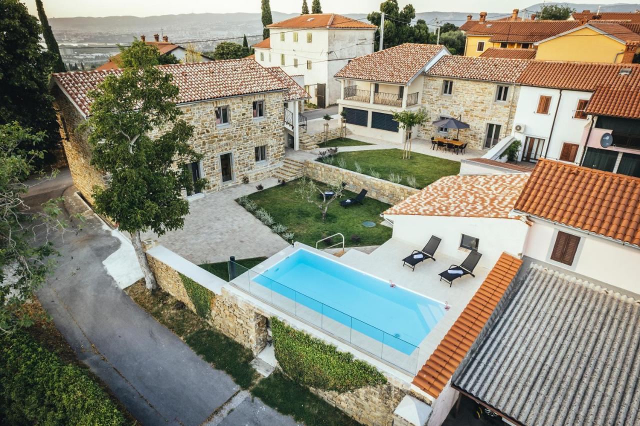 Roner Resort Plavje Exterior photo